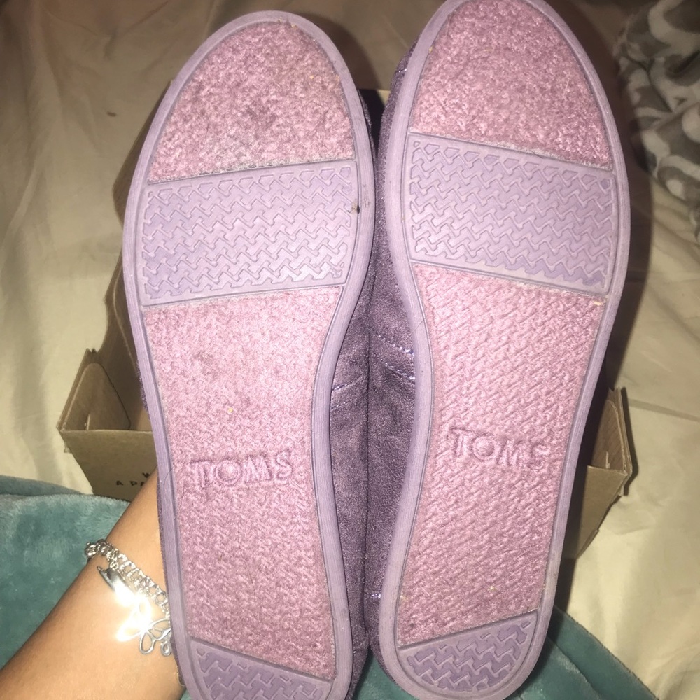 Toms - Picture 4 of 5